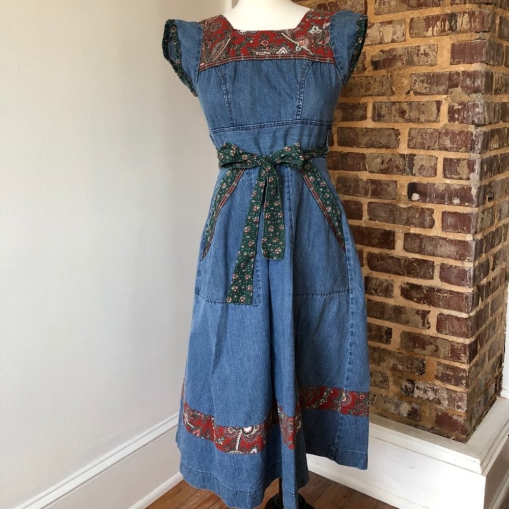 RARE Vintage 1970s Denim Gunne Sax Wrap Dress